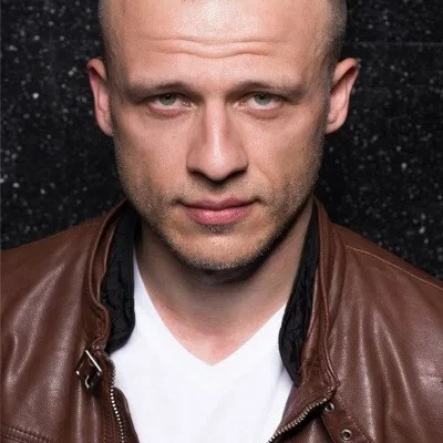  Adam Kupaj