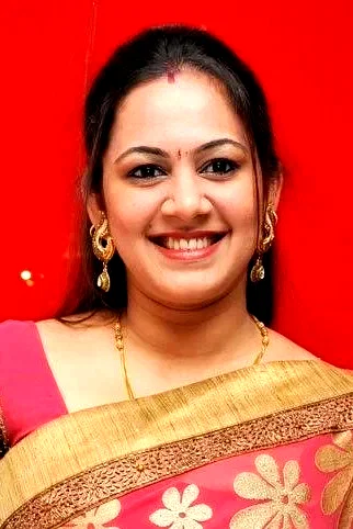  Archana Chandhoke