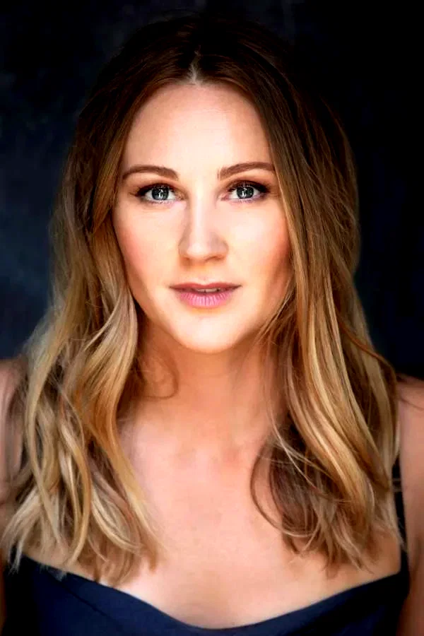  Amelia Reid