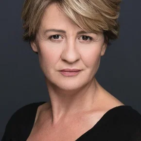 Photo star :  Hülya Gülşen Irmak