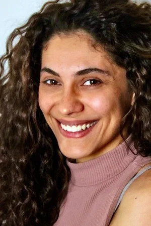  Sarah Afchain photo