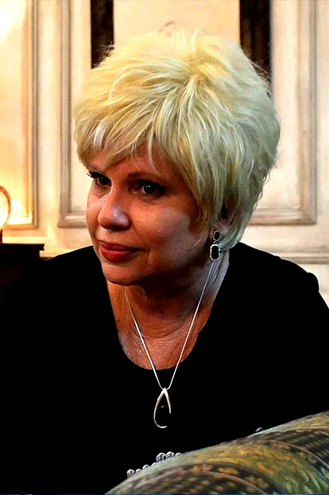 Isabel Santos
