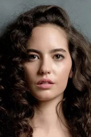  Ezgi Şenler