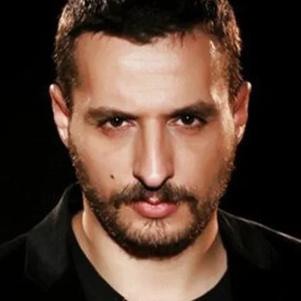  Latif Koru