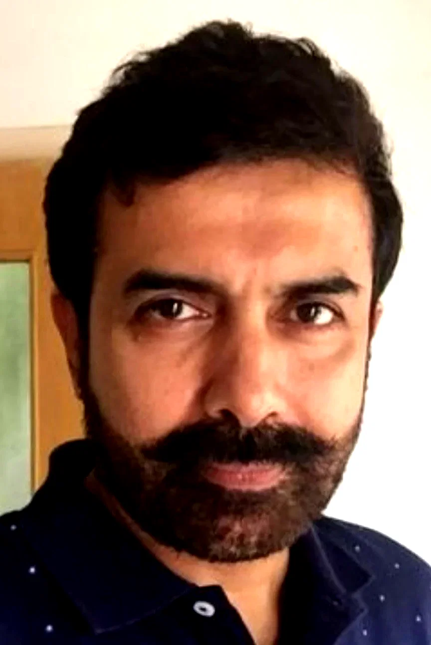  Rajiv Menon