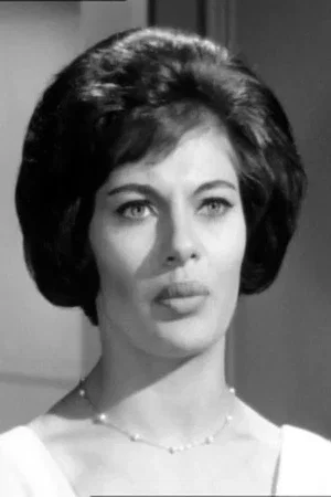  Carole Gray