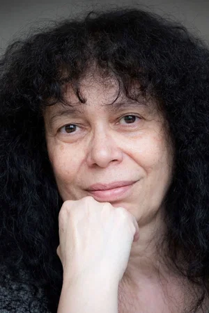  Catherine Martin photo
