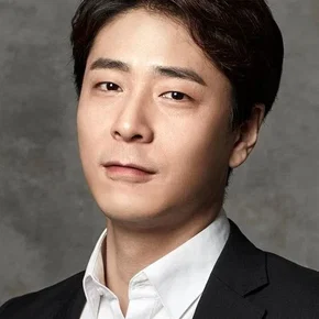 Photo star :  Hong U-jin