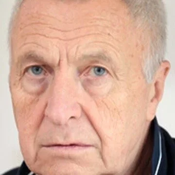  Андрей Смирнов