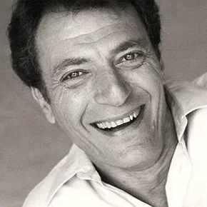 Photo star :  Bruce Adler