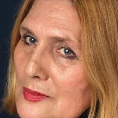  Vesna Stilinović