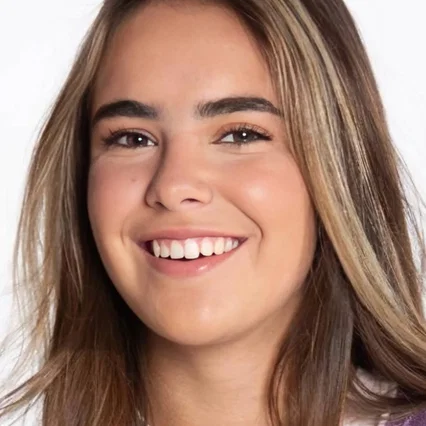  Estefi Merelles