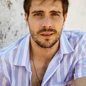 Photo star :  Miguel Brocca