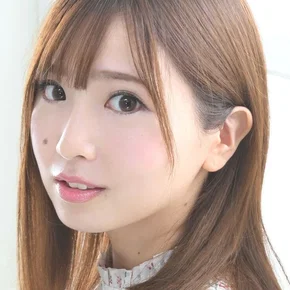 Photo star :  Ayumi Mano