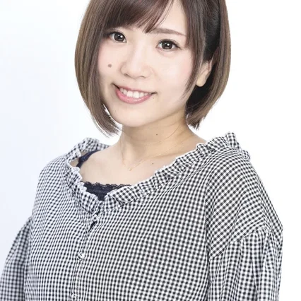  Ayumi Mano