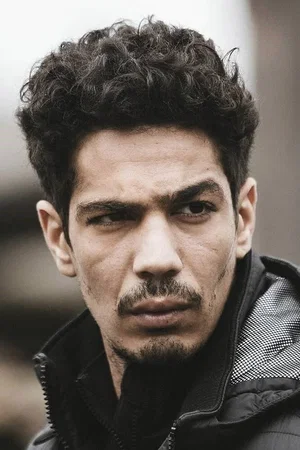  Anis Benbatoul photo