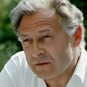 Photo star :  Poul Reichhardt