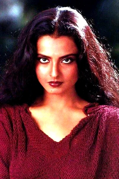  Rekha