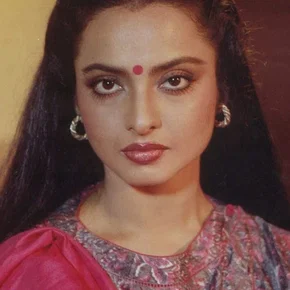 Photo star :  Rekha