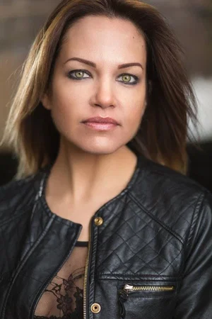  Joanne Matthews