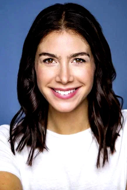  Nicole Kawalez
