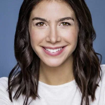  Nicole Kawalez