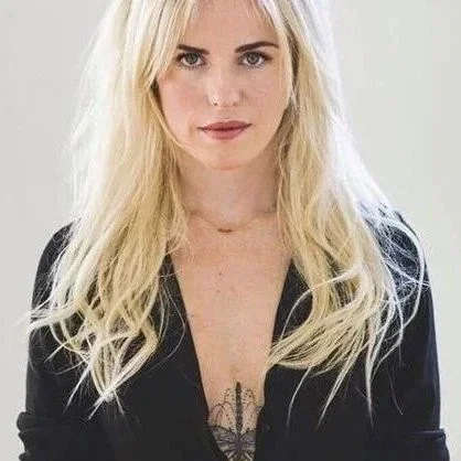  Josje Huisman