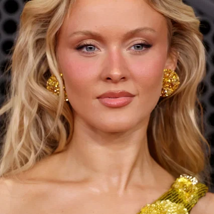  Zara Larsson