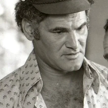  Shmuel Omani