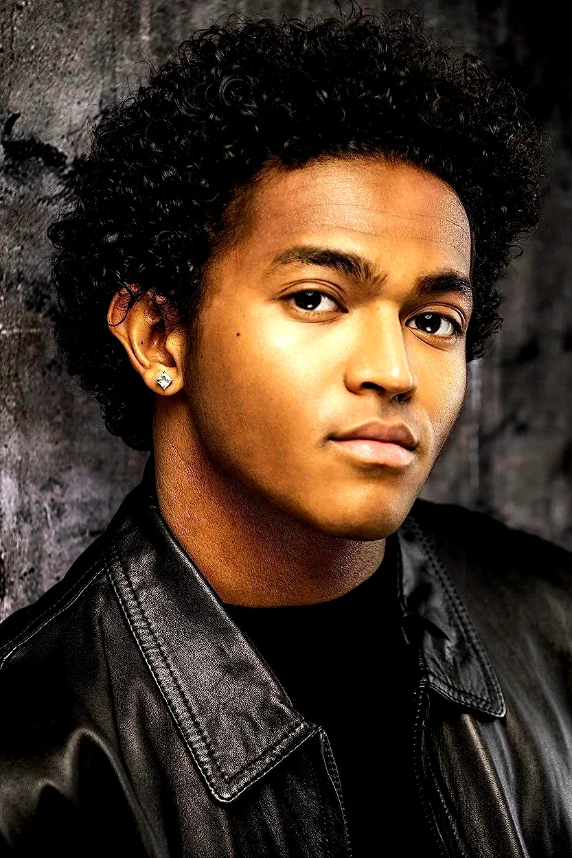  Noah Zulfikar