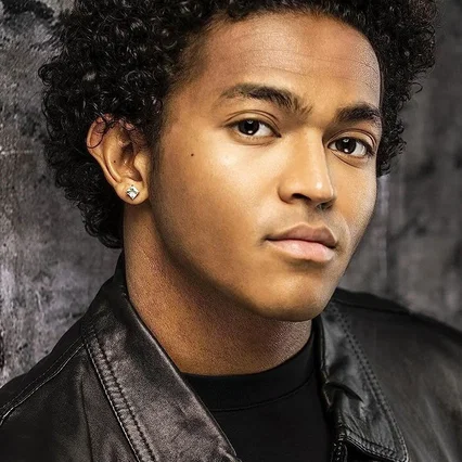  Noah Zulfikar