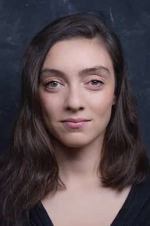  Merve Dizdar photo