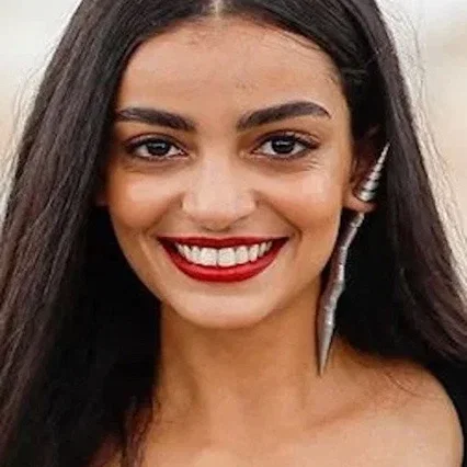  Meriem Amiar
