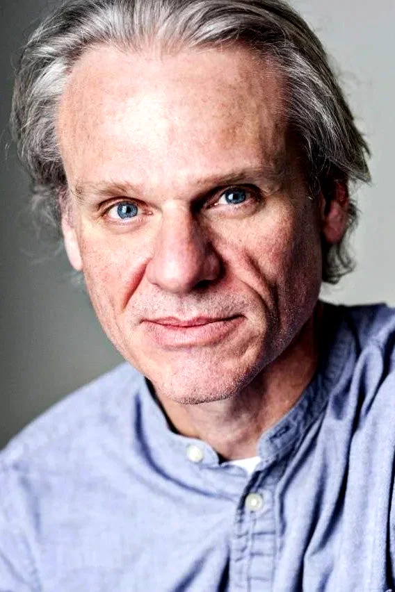  Trevor Fox