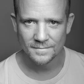 Photo star :  Richard Glover