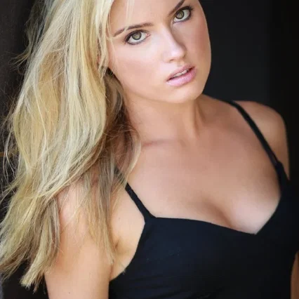  Sophie Tilson