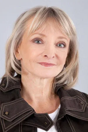 Nathalie Bleynie photo