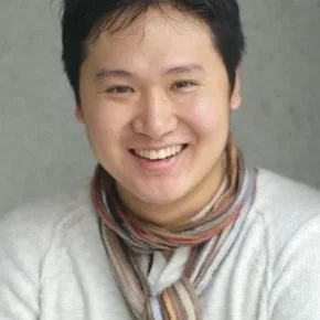 Photo star :  Sin Yong-woo