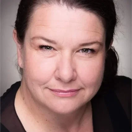  Bronwyn Bradley