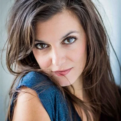  Linda Massoz