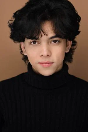  Myles Perez