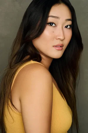  Alyx Lee photo
