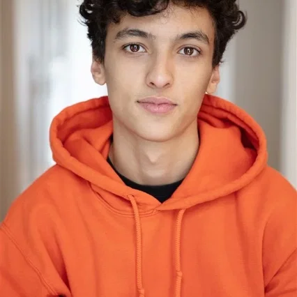  Adam Amara