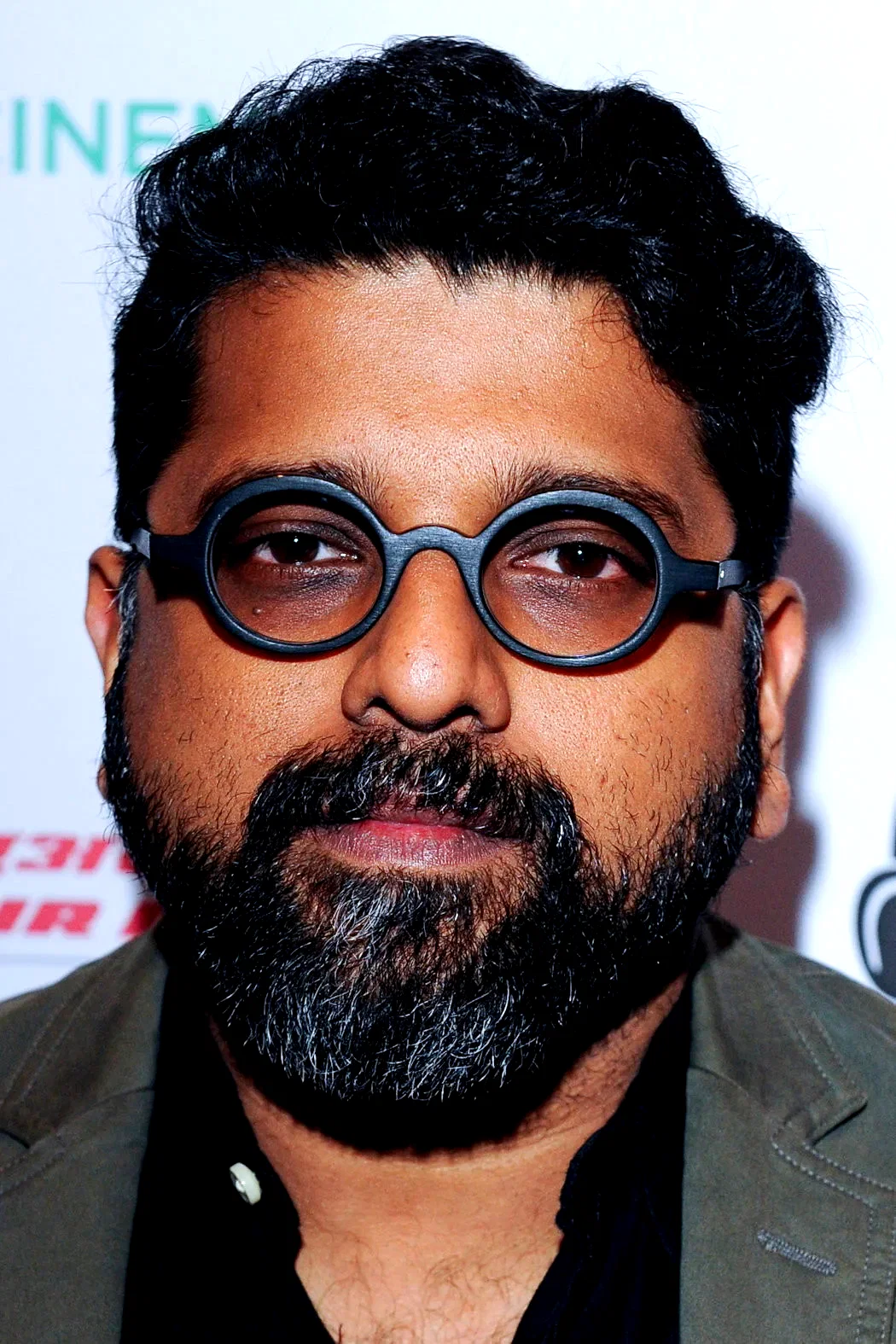  Mahesh Narayanan