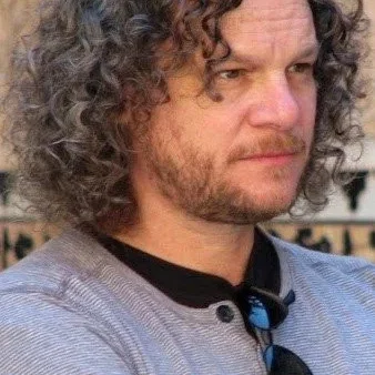  Alejandro Bazzano