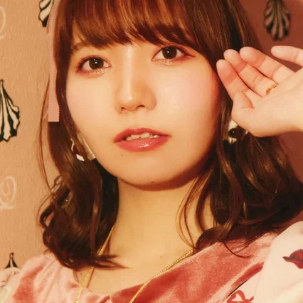  Azumi Waki