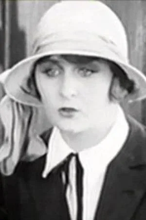 Myla Seller photo