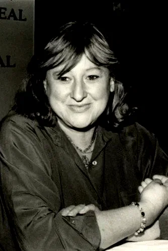  Zelda Barron