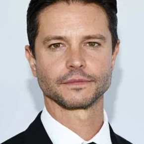 Photo star : Jason Behr