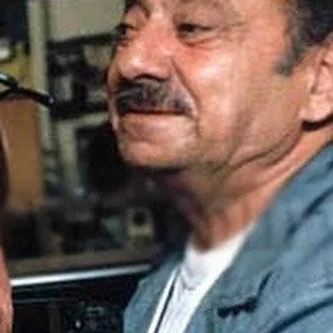  Akbar Doudkar